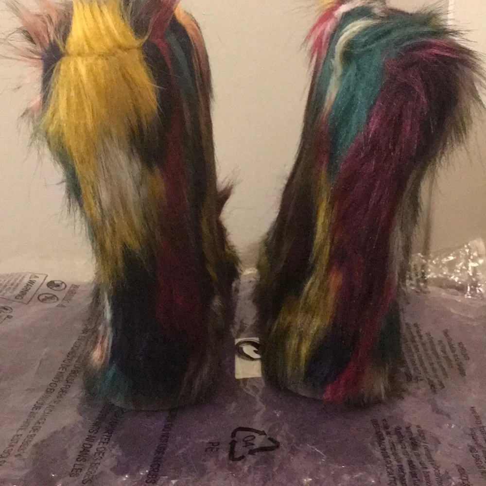 Colorful Multi-Color Faux Fur Statement Boots Size 6/7